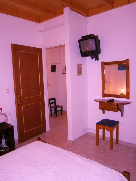 Villa Frias Asprogerakata Phòng bức ảnh