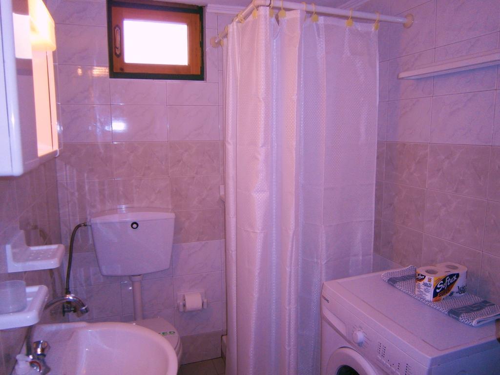 Villa Frias Asprogerakata Phòng bức ảnh