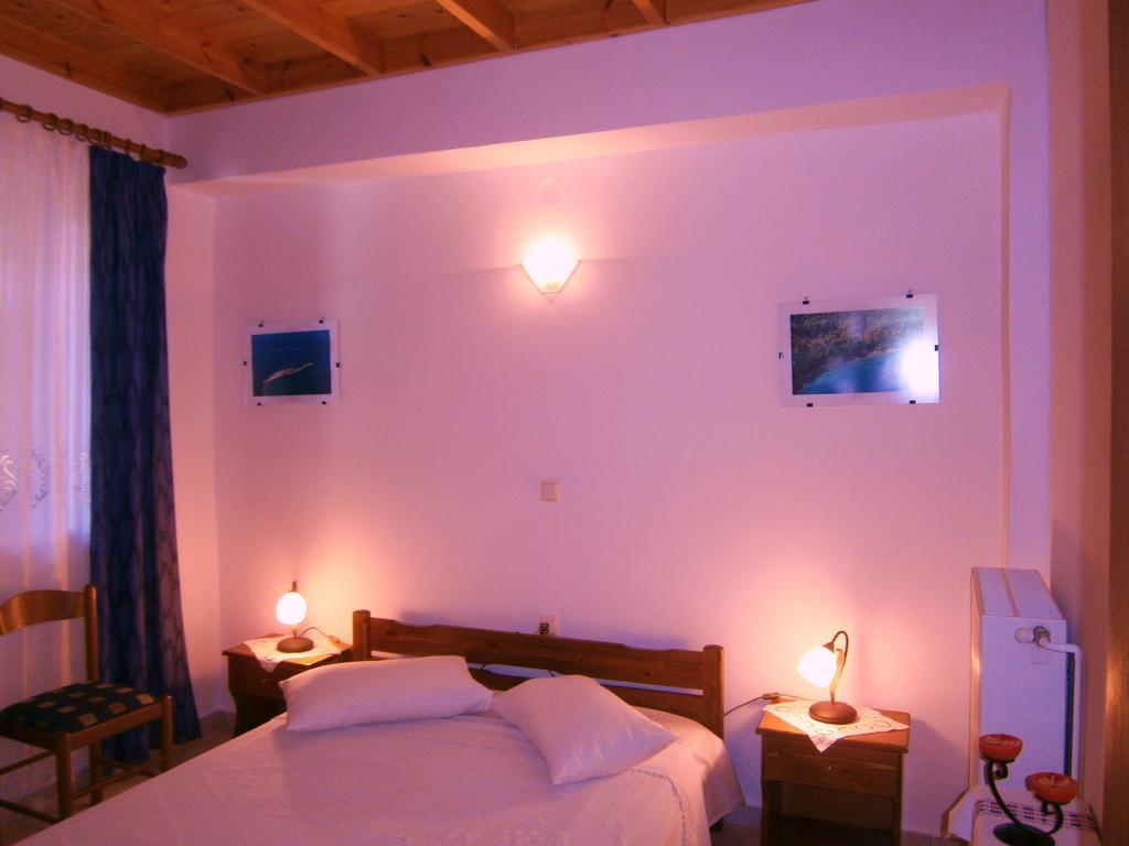 Villa Frias Asprogerakata Phòng bức ảnh