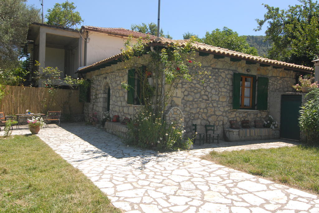 Villa Frias Asprogerakata Phòng bức ảnh