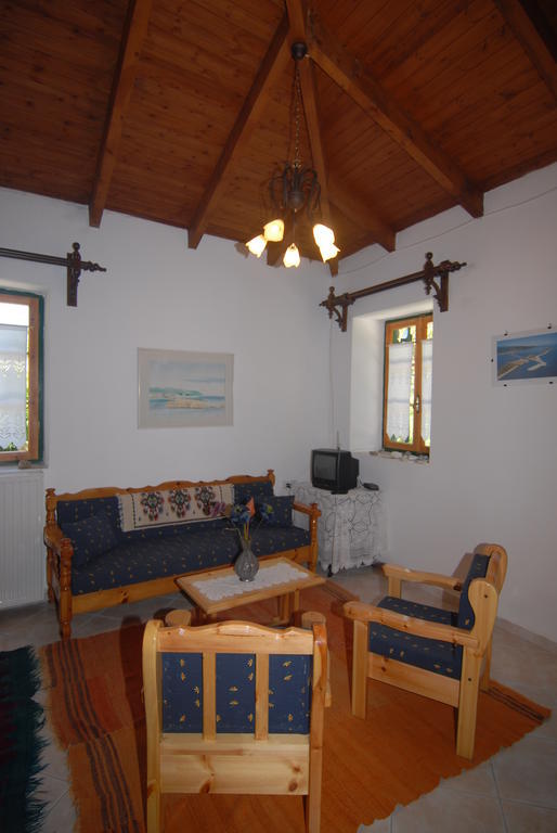 Villa Frias Asprogerakata Phòng bức ảnh